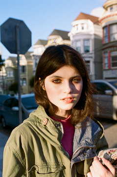Wandering Woman Traveling In The City