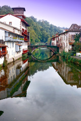 Le vieux Pont de la Nive à St Jean Pied de Port