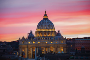 The Papal Basilica of St. Peter in the Vatican at sunset in the evening, Rome - obrazy, fototapety, plakaty