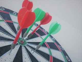 dart on target