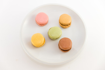 traditional french macaron