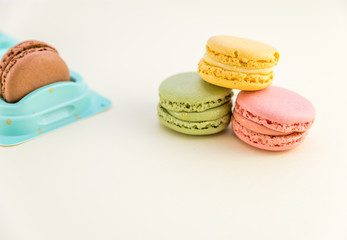 traditional french macaron