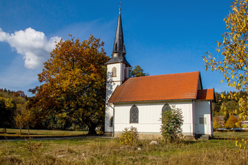 Fototapeta na wymiar Kirche in Elend