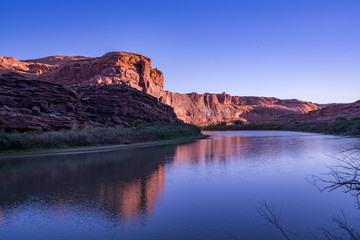 Fototapeta na wymiar Colorado River reflections in Utah USA