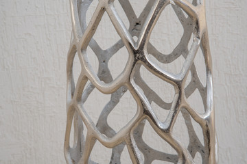 metalico textura jarron escultura