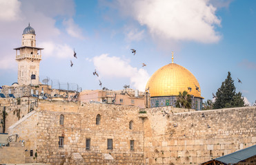 Felsendom vor Klagemauer in Jerusalem, Israel