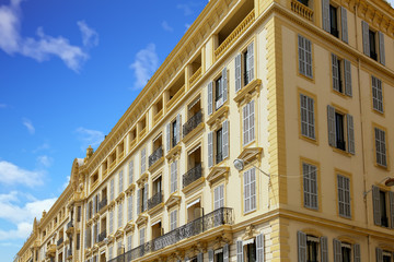 Fototapeta na wymiar Large Yellow Building in Nice