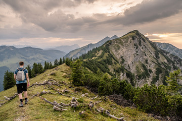 Fototapeta na wymiar Wandern in Tirol, Tourismus in Thiersee 
