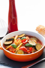 ratatouille with red pepper, tomatoes and green beans.