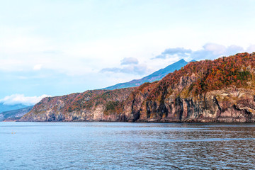 知床半島(10月　紅葉　秋　遊覧船)