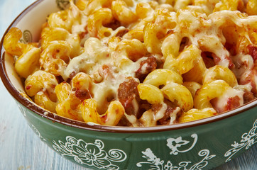 Cheeseburger Macaroni Skillet