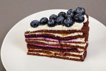 Layered cake with blueberries
