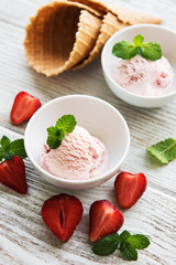 Strawberry ice cream