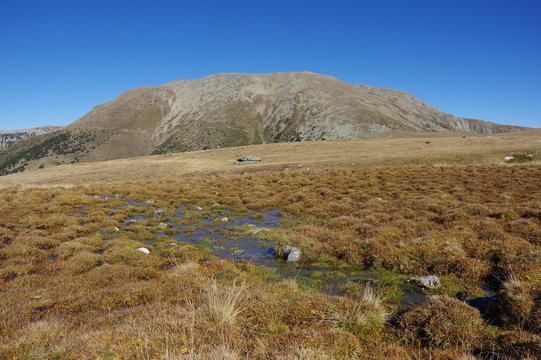Pic des tr&egrave;s vents dans les pyr&eacute;n&eacute;es catalanes massif du Canigou