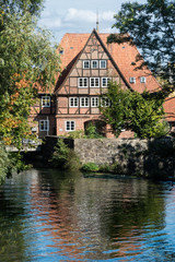 Fototapeta na wymiar Historische Ratsmühle in Lüneburg