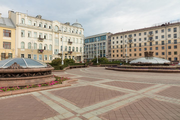 Naklejka premium Independence square in Minsk. Famous Independence Square in the morning time.