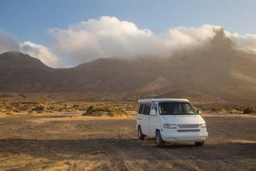 Obraz na płótnie Canvas Camper van parked on Cofete beach in Fuerteventura.