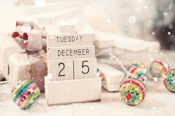 Vintage wooden calendar date 25 and month december