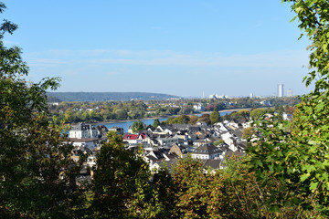blick auf bonn von drachenburg