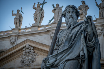 Obraz premium Sculpture Of Paul The Apostle In Vatican City