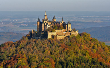 Fototapeta na wymiar Burg Hohenzollern, Deutschland, Schwaebische Alb