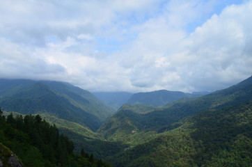 Fototapeta na wymiar view of mountainous terrain