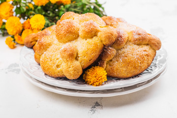Pan de muerto bread