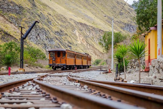 Train en bois Riobamba Equateur Quito