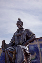 Fototapeta premium Statue of Mirzo Ulugbek at observatory, Samarkand, Uzbekistan