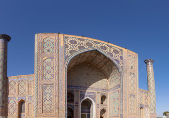 Fototapeta na wymiar Front of Ulug Beg Madrasa, The Registan, Samarkand, Uzbekistan