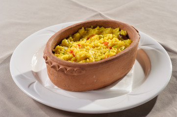 Rice in the clay pot