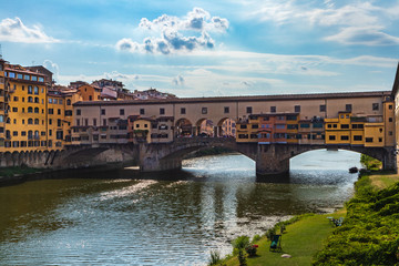 ponte vecchio in florence italy