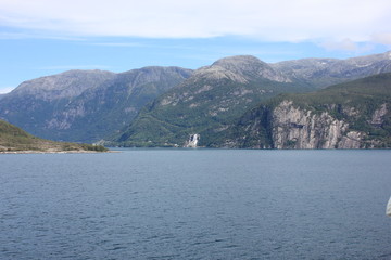 Mauranger Fjord, Furebergsfossen, Norway