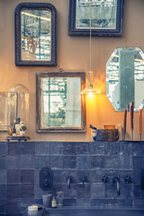 modern mirror decoration in of bath room