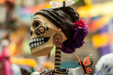 Fototapeta na wymiar catrinas calaveras dia de muertos halloween mexico tradiciones