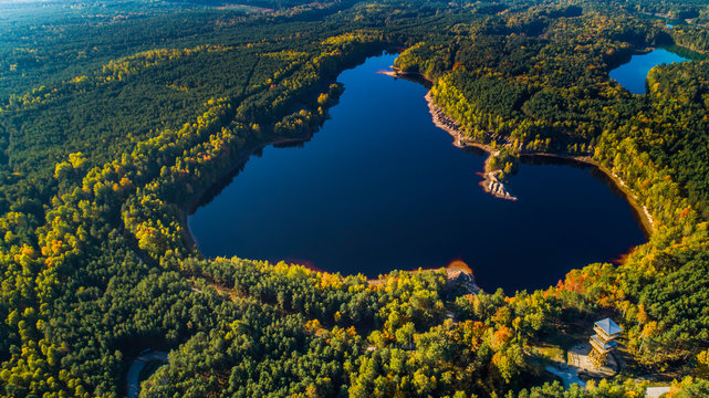 Fototapeta Łuk mużakowski - geo park - kopalnia babina - z lotu ptaka