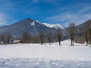 Bayerischen Voralpen. Schneelandschaften zwischen Scharling und Kreuth. Hirschberg 