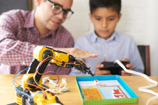 Science class with a robot