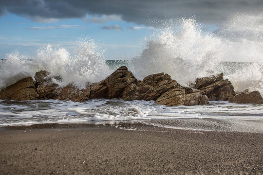 Waves crushing on the rocks