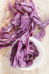 Obraz premium sliced purple cabbage