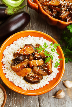 Chicken with eggplants and rice