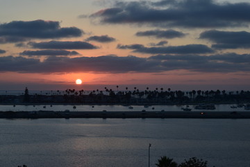 Fototapeta na wymiar Sunset over the San Diego Bay