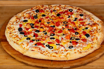 Pizza with chicken