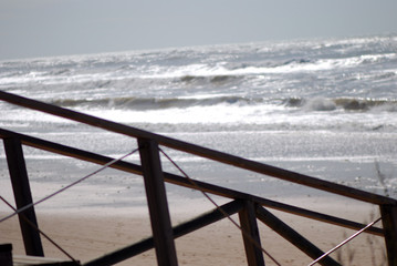 ESCALERAS DE ACCESO A LA PLAYA