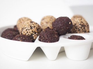 Raw vegan sweet balls
