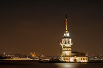 Obraz premium Maiden's Tower At Night, Istanbul, Turkey