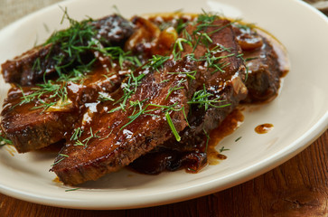 Balsamic Braised Beef