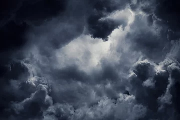  Dark moody storm clouds. Ominous warning. © ink drop