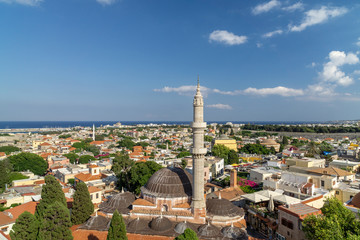 Obraz premium View over Rhodes town with view of Suleymaniye Mosque, Rhodes Greece