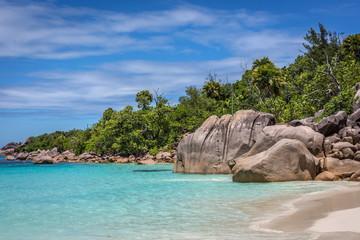 Obraz premium Beautiful beach Anse Lazio in Praslin, one of the most visited places of Seychelles